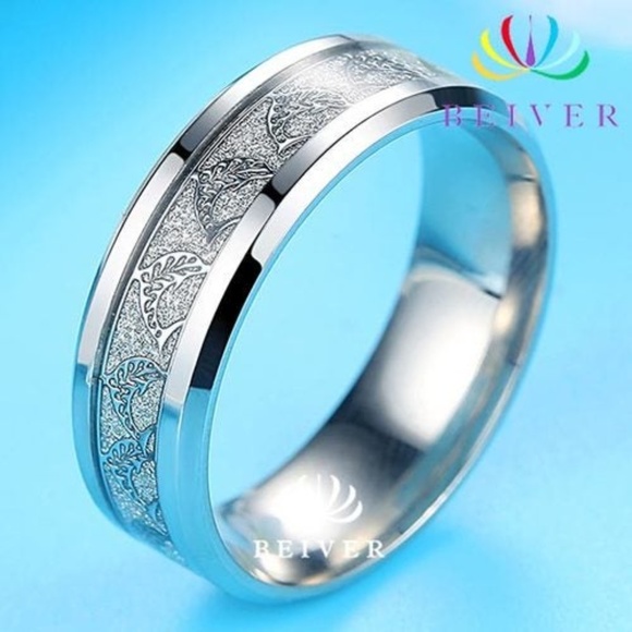 Stunning size 12 band with tribal dolphins - Picture 3 of 3